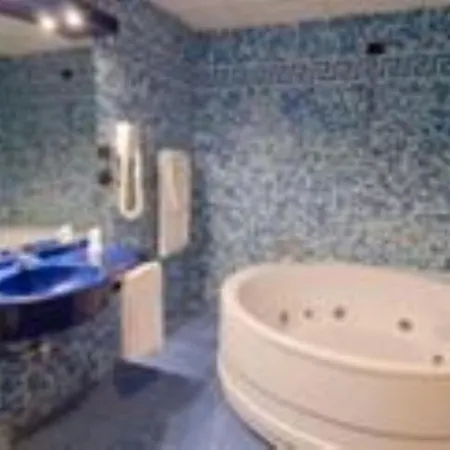 Blu - Sure Collection By Western מלון קולניו