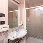 Blu - Sure Collection By Western 4*