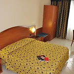فندق Blu - Sure Collection By Western