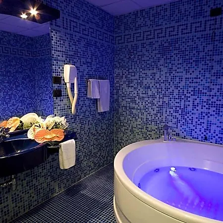 Blu - Sure Collection By Western Hotel 4*