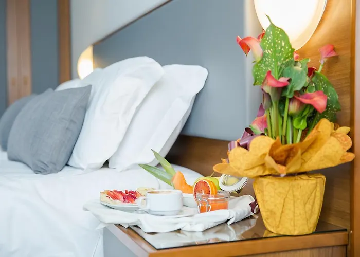 Hotel Blu - Sure Collection By Western Collegno